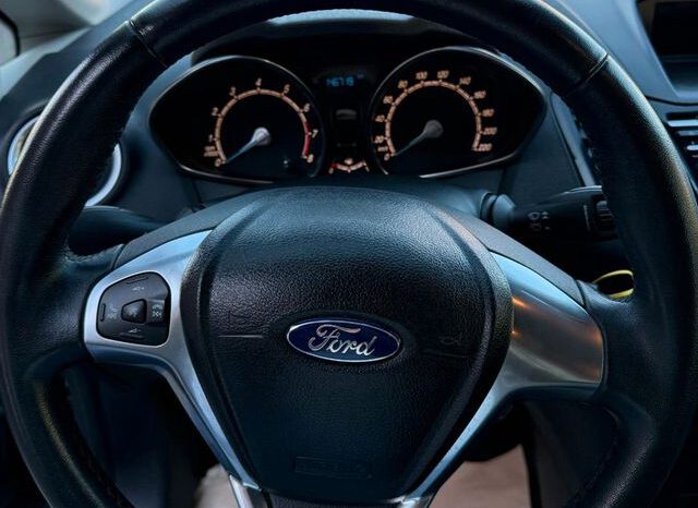 Ford Titanium *Zahnriemen Neu*Bluetooth*Service Neu* voll