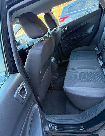 Ford Titanium *Zahnriemen Neu*Bluetooth*Service Neu* voll