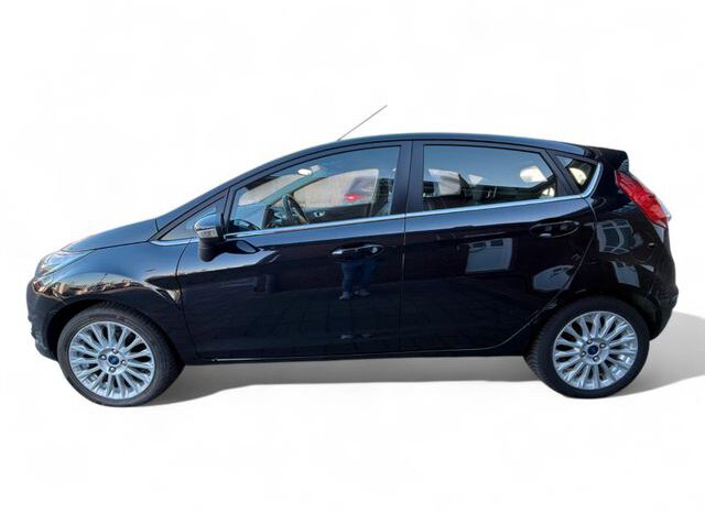 Ford Titanium *Zahnriemen Neu*Bluetooth*Service Neu* voll